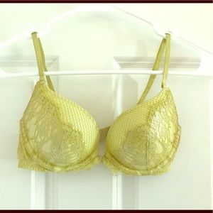 Victorias Secret Very Sexy Push-Up Bra